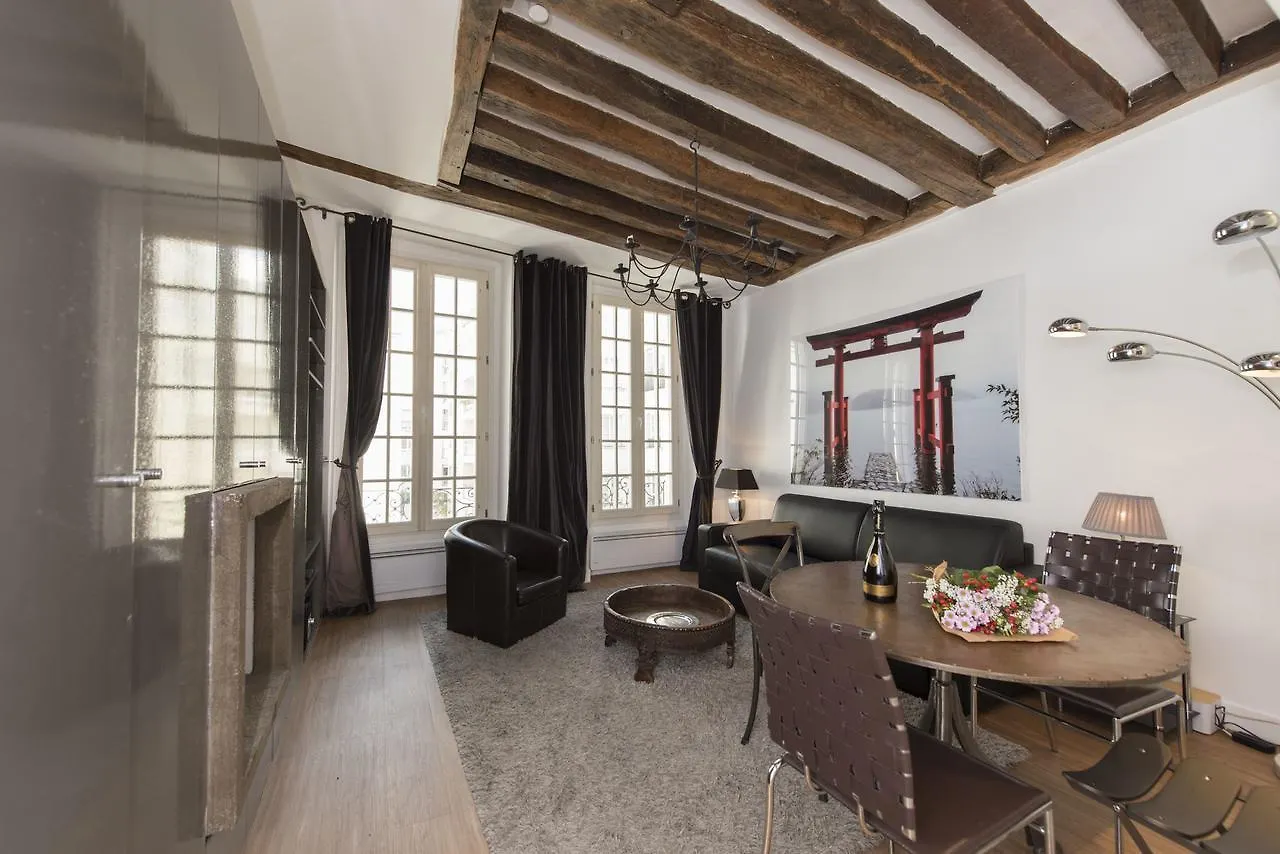 Couleur St Martin Daire Paris